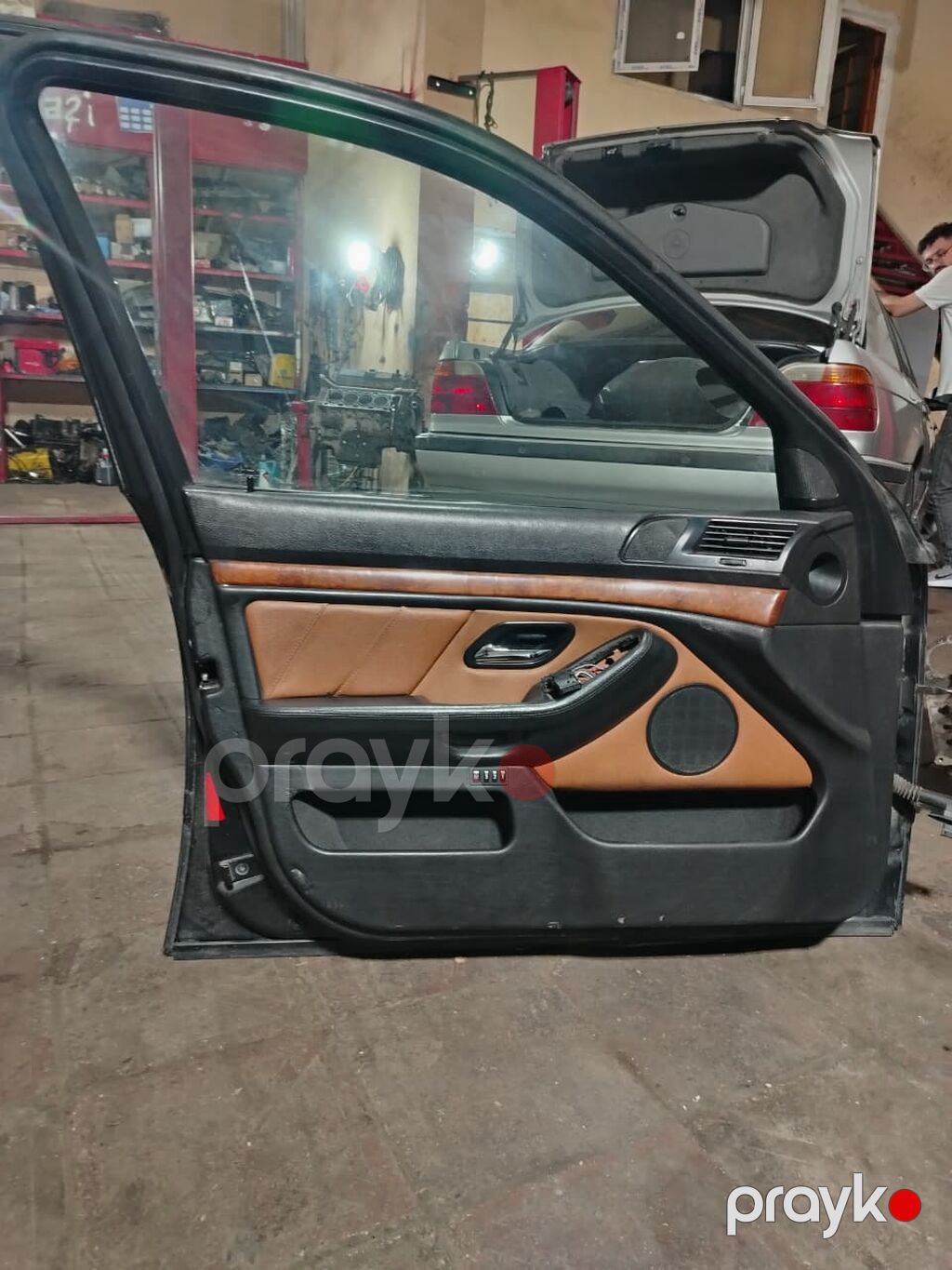 Bmw e39 aid butun hisseler var 5+1 mexanika karopka Oturacaqlar — Salon detalları, Sumqayıt (5)