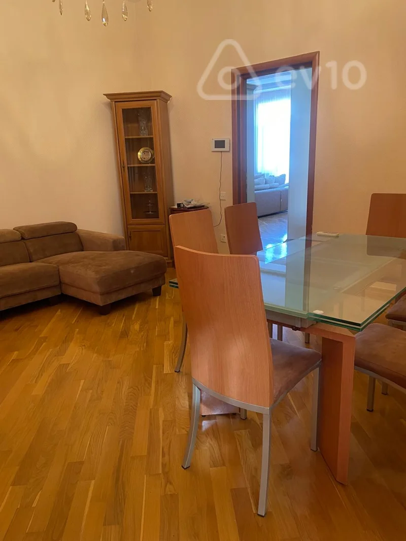 3 otaqlı mənzil, 130 m², Şövkət ələkbərova — kirayə — Mənzil, Bakı (12)