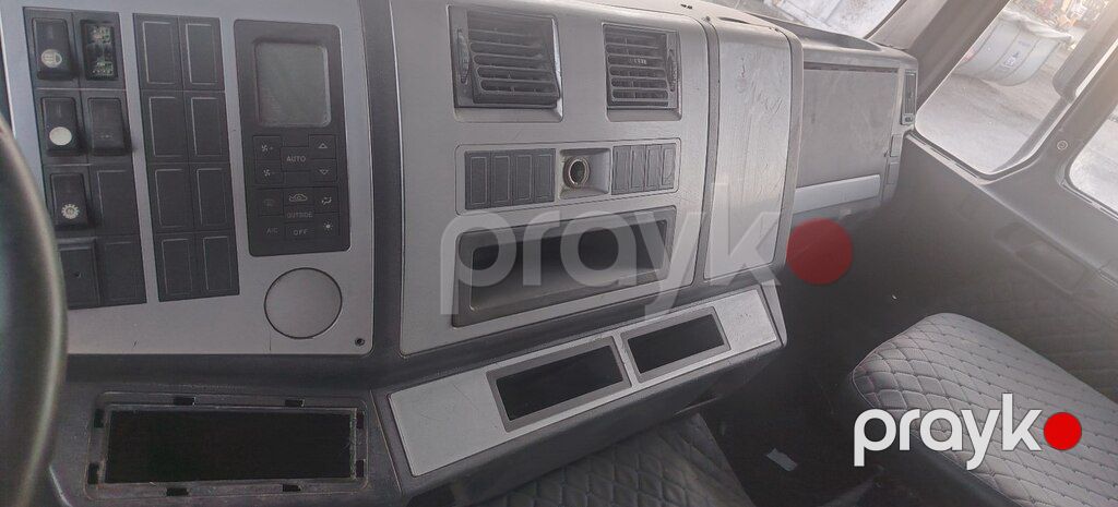 Shacman F3000, 10 L, 2012 il, 385 250 km — Yük maşınları, Ucar (8)
