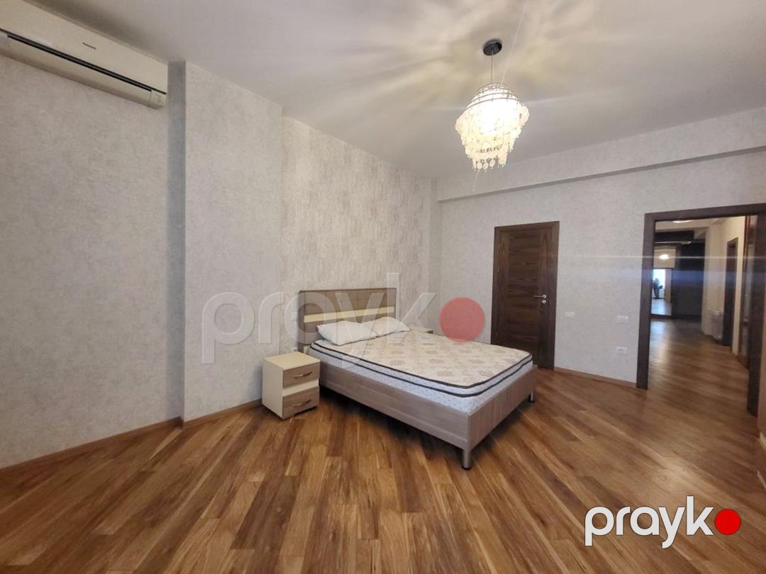 Satılır 4 otaqlı yeni tikili 185 m² — Mənzil, Bakı (11)