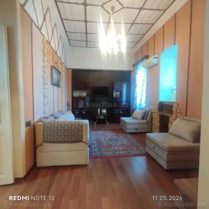 Satılır 2 otaqlı Mənzil Köhnə tikili 50 m² Bakı, Səbail r — Bakı