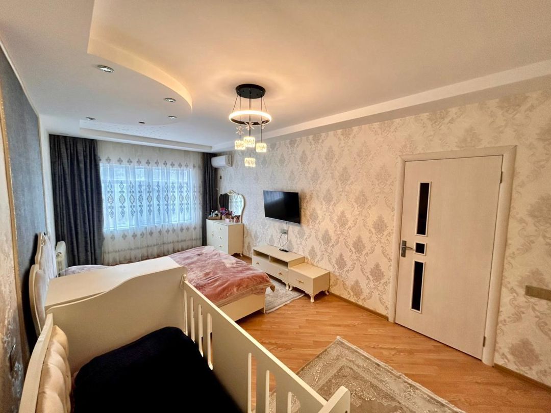 5 otaqlı ev, 250 m², Əli Tağızadə küç — Ev, villa, Bakı (5)