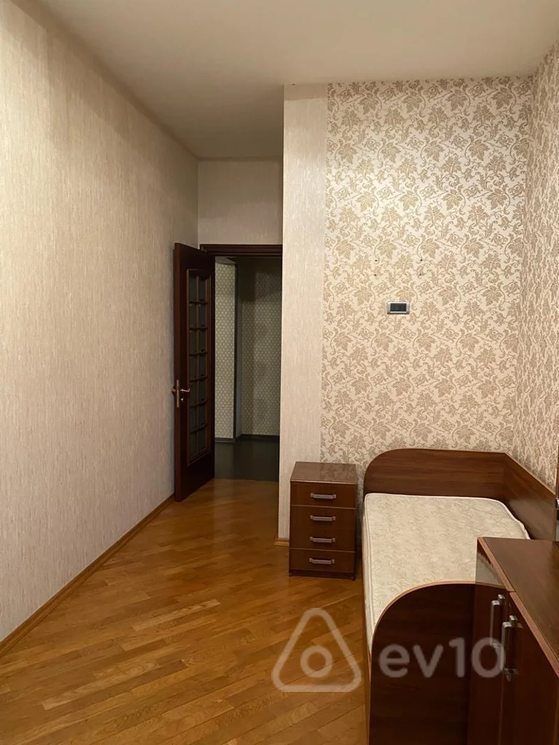 4 otaqlı mənzil, 210 m², Kazım Kazımzadə — kirayə — Mənzil, Bakı (6)