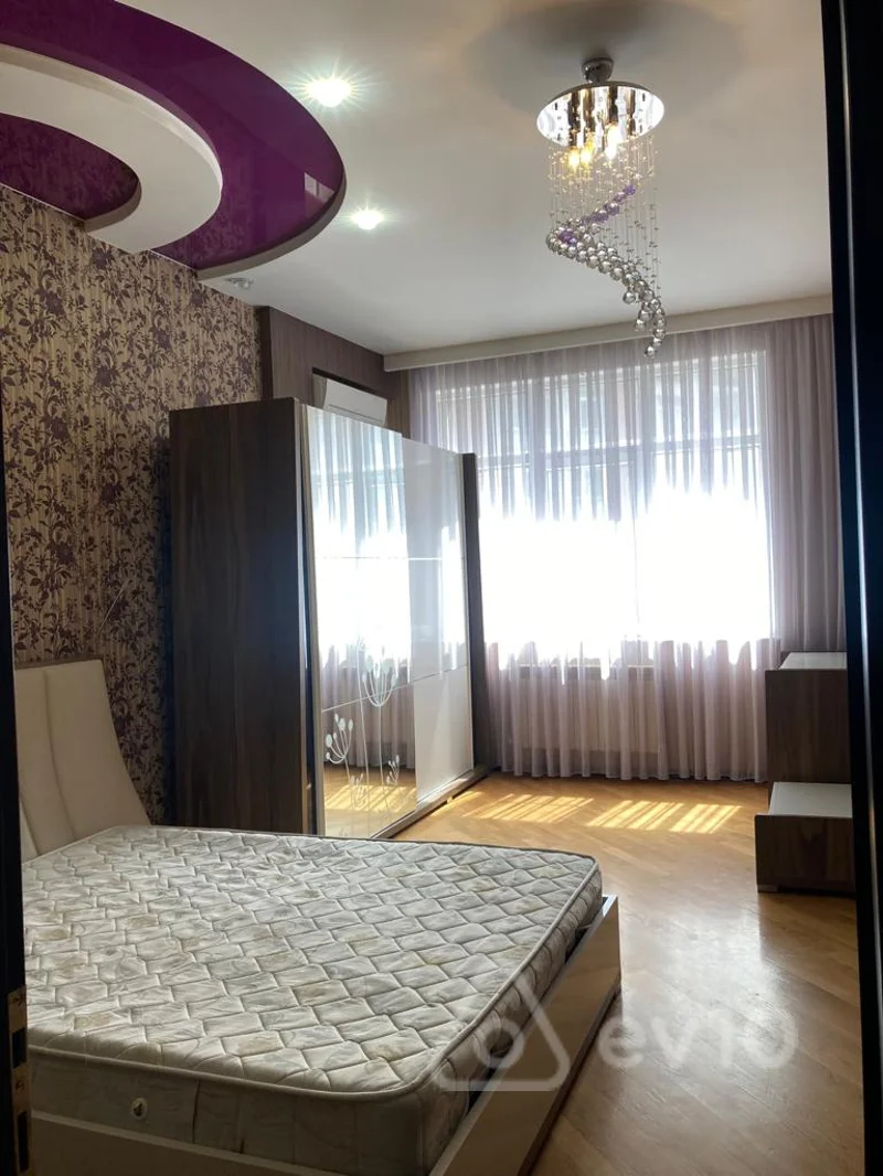 4 otaqlı mənzil, 150 m², Eliyar Eliyev — kirayə — Mənzil, Bakı (2)