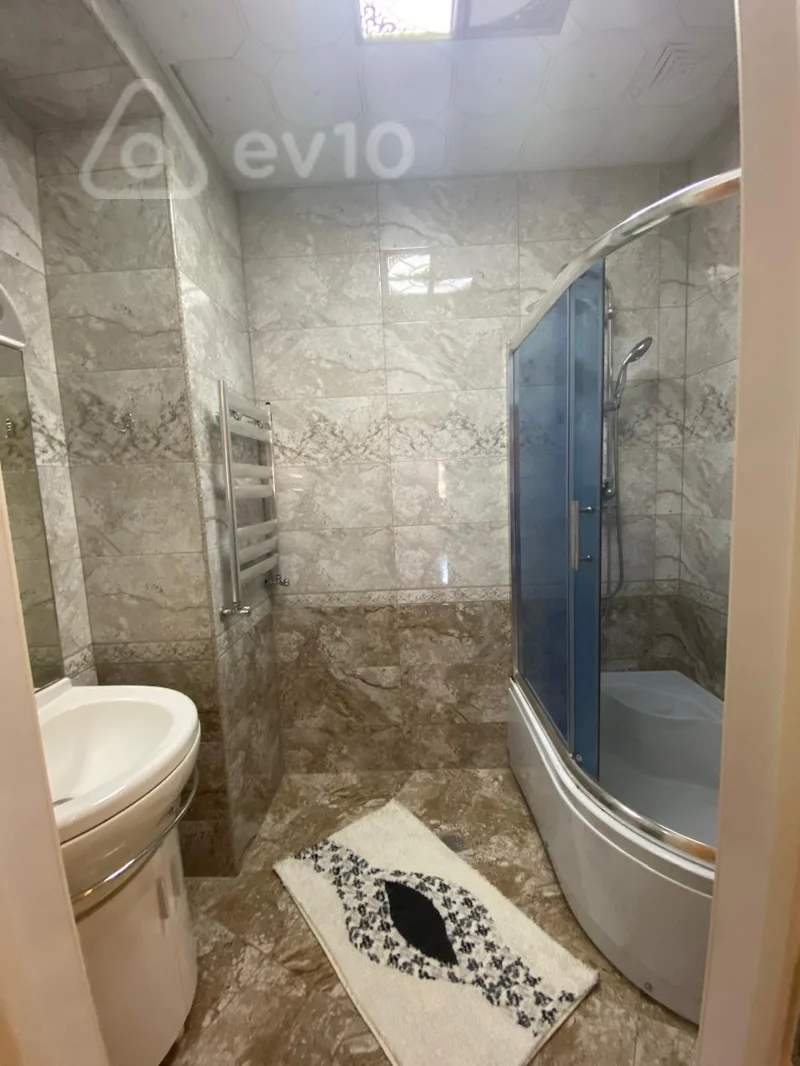 3 otaqlı mənzil, 140 m², Ceyhun Hacıbeyli küç. — kirayə — Mənzil, Bakı (12)