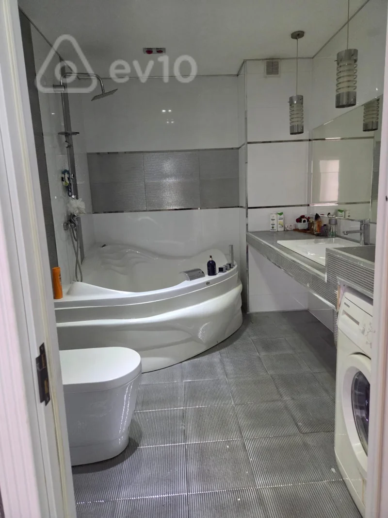 3 otaqlı mənzil, 155 m², Xətai metrosunun yaxınlığı — Mənzil, Bakı (6)