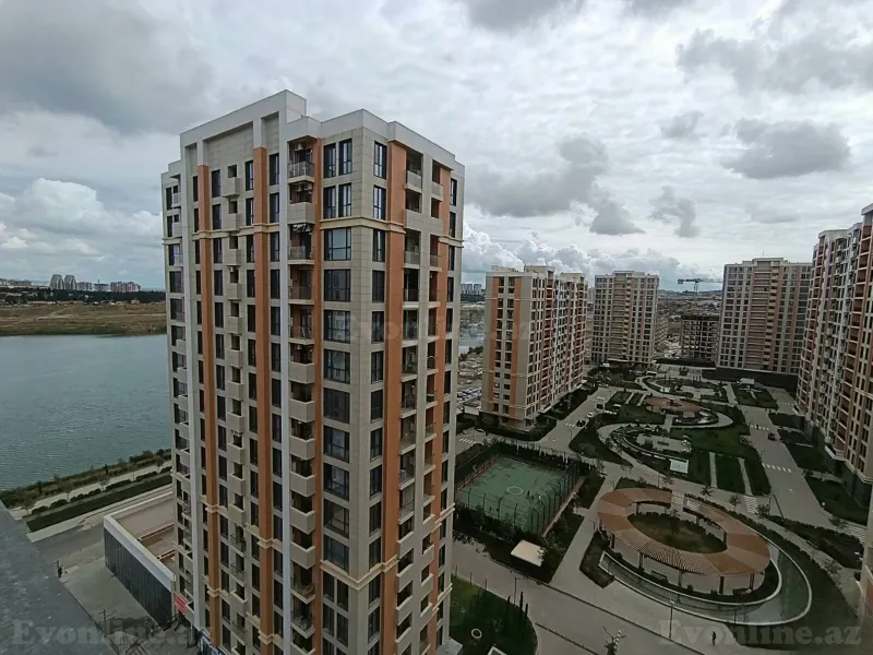 Satılır 3 otaqlı Mənzil Yeni tikili 651 m² Bakı, Yasamal r — Bakı