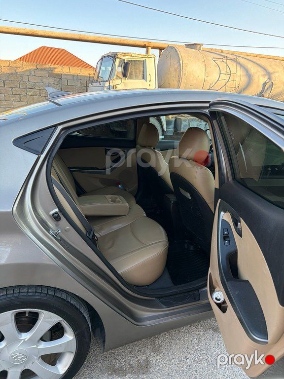 Hyundai Elantra, 1.8 L, 2013 il, 284 431 km — Avtomobillər, Bakı (5)