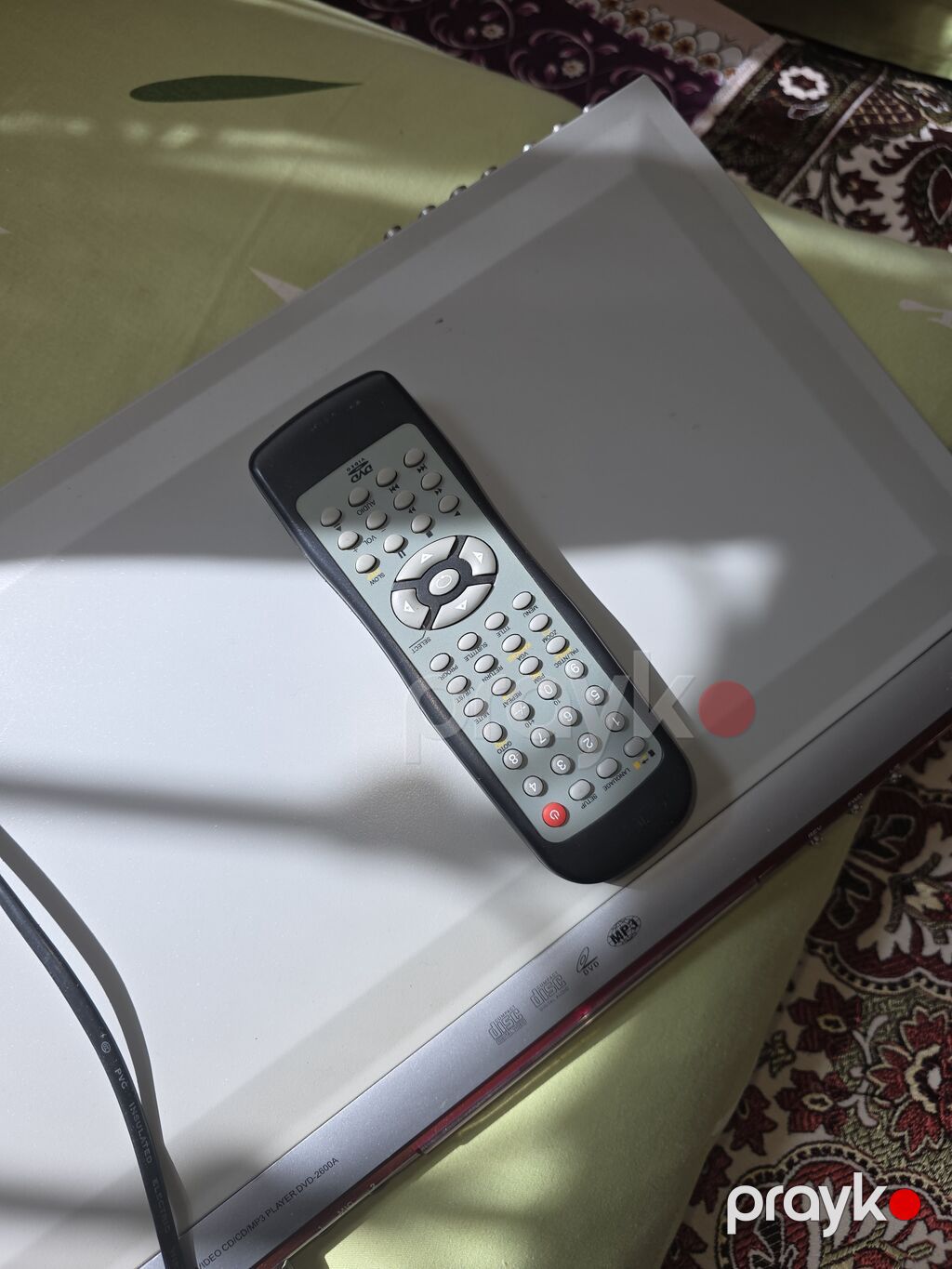 DVD Oxuyucu – Uzaqdan idarəetmə pultu ilə Xüsusiyyətlər: - Disk — DVD pleyer, Bakı (2)