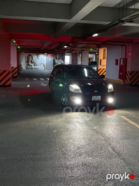 Kia Rio, 1.4 L, 2008 il, 326 000 km — Lənkəran