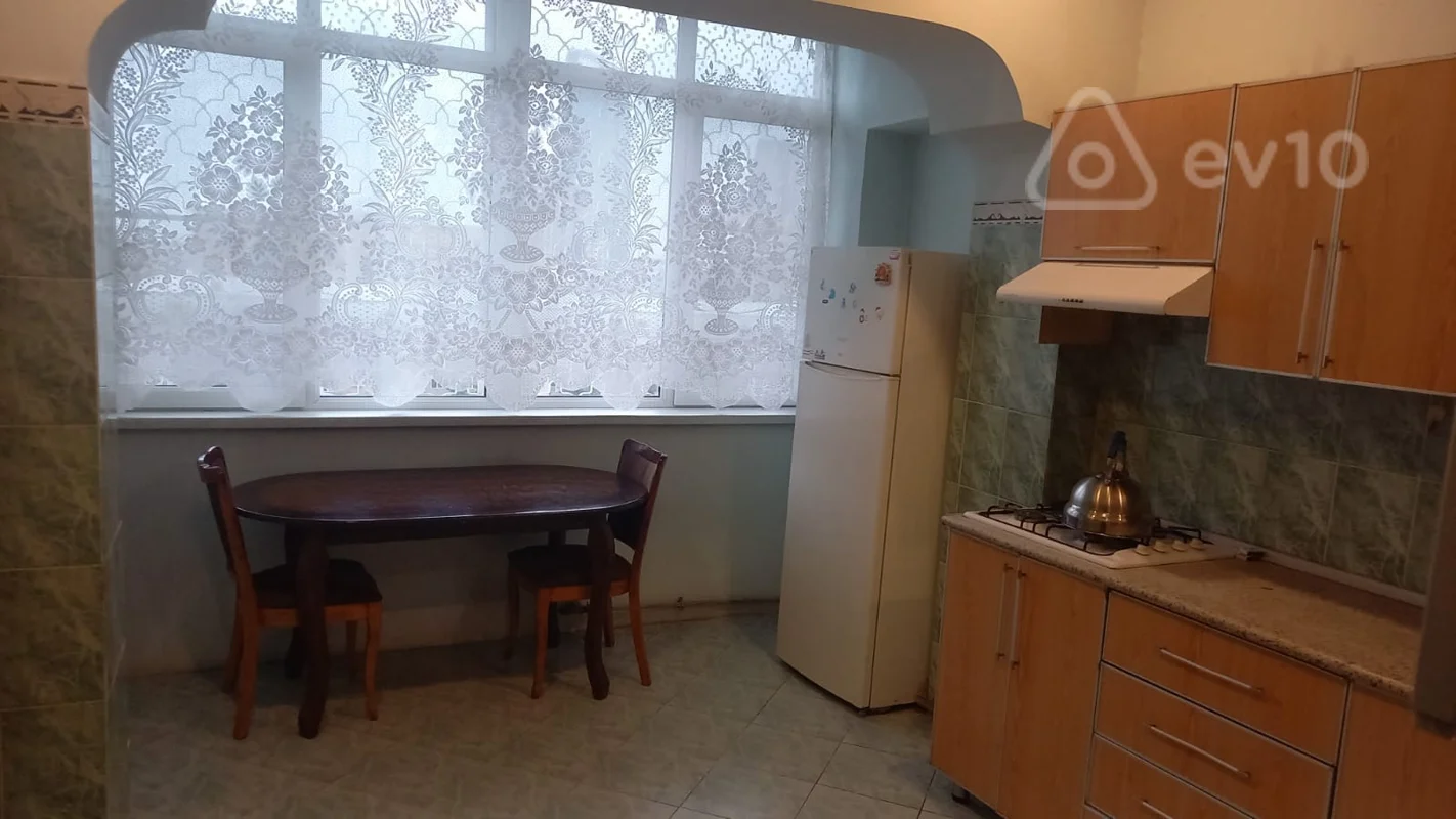 2 otaqlı mənzil, 70 m², Sergey Senyuşkin küçəsi — kirayə — Mənzil, Bakı (4)