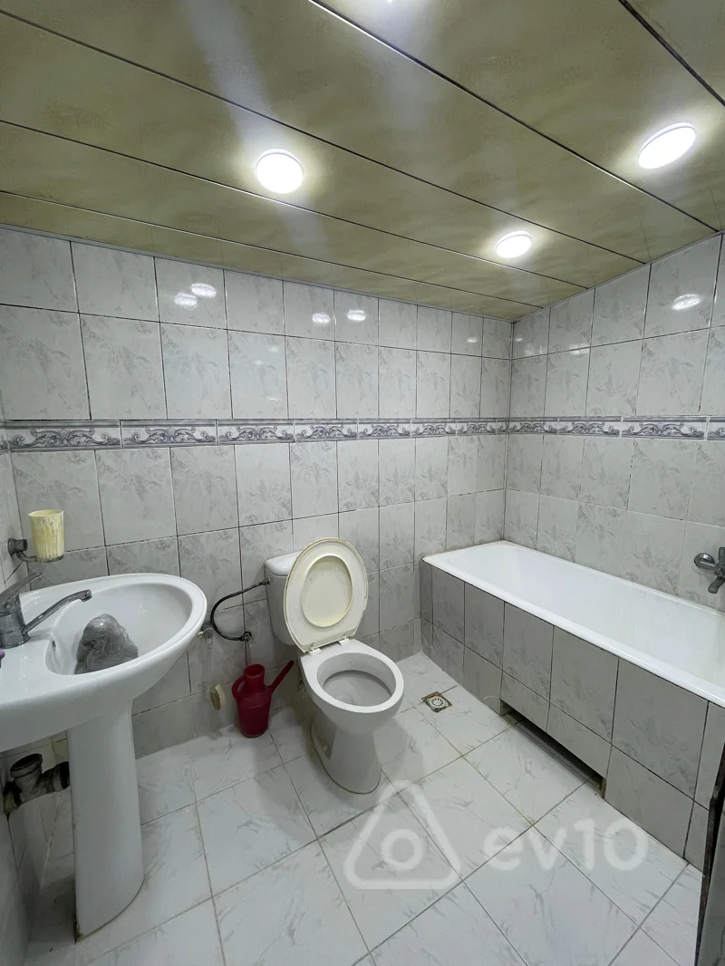 3 otaqlı mənzil, 80 m², Ağa Neymətulla kucəsi — kirayə — Mənzil, Bakı (9)
