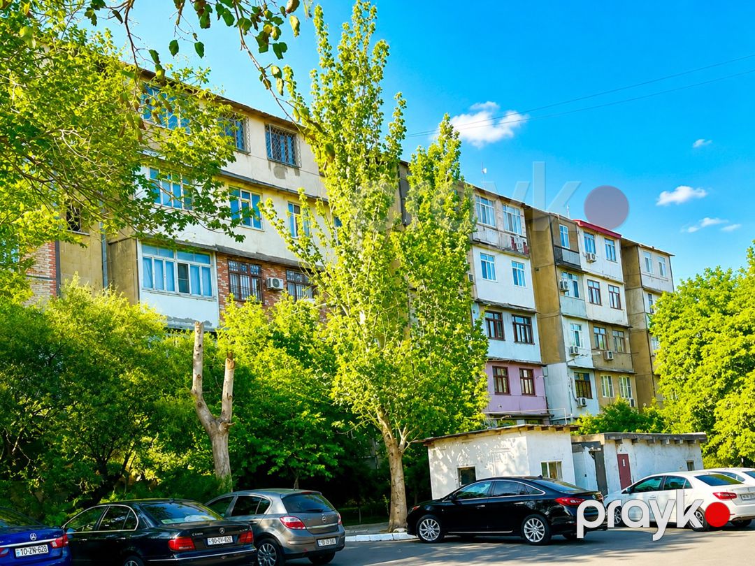 Satılır 4 otaqlı köhnə tikili 100 m² — Mənzil, Bakı (3)