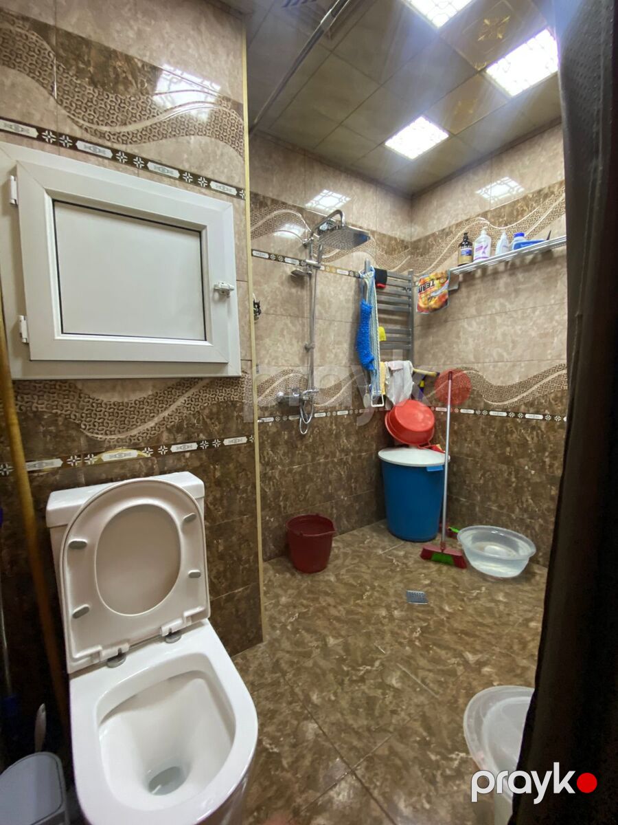 Satılır 2 otaqlı köhnə tikili 65 m² — Mənzil, Bakı (11)