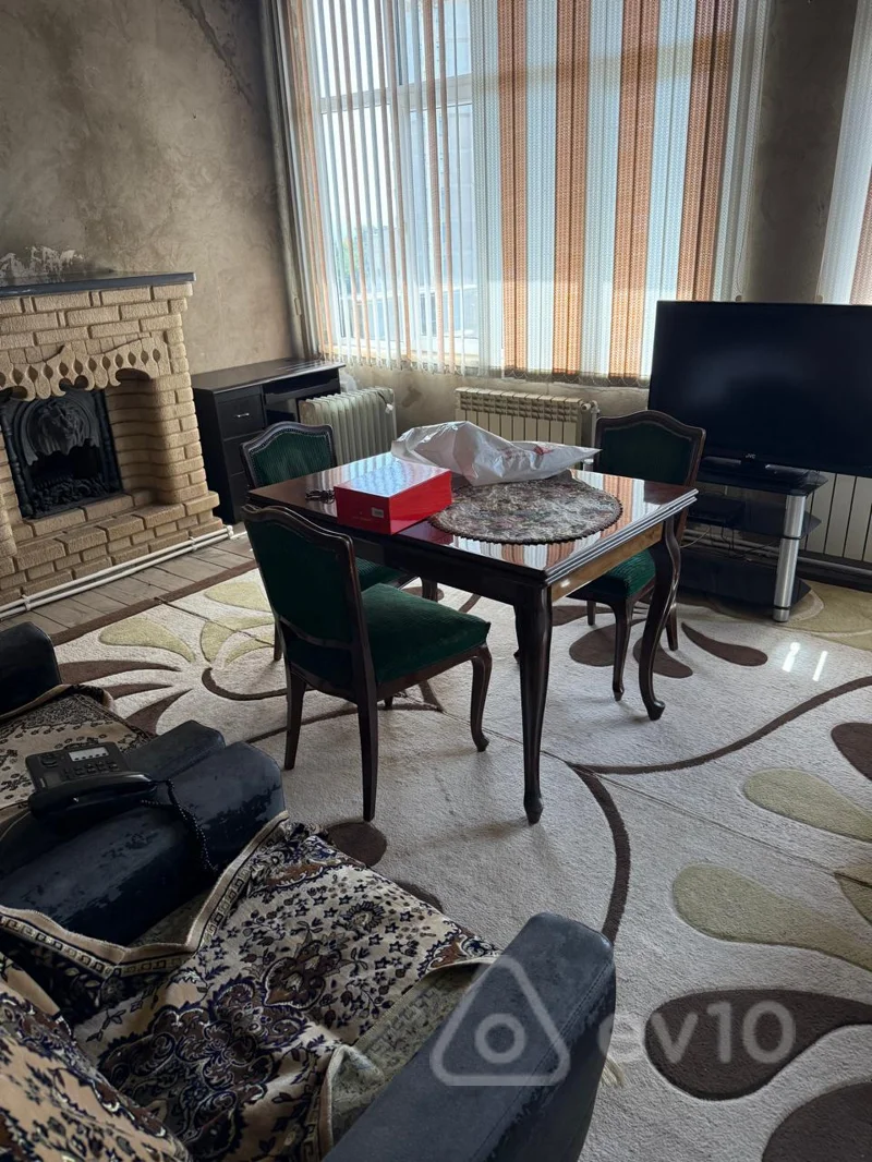 4 otaqlı mənzil, 115 m², Parlament — kirayə — Bakı