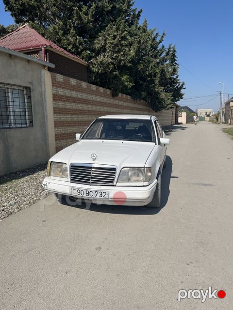 Mercedes 220 E, 2.2 L, 1995 il, 550 000 km — Bakı