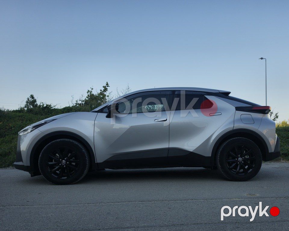 Toyota C-HR, 1.8 L, 0.91 kWh, 2025 il, 10 000 km — Avtomobillər, Bakı (4)