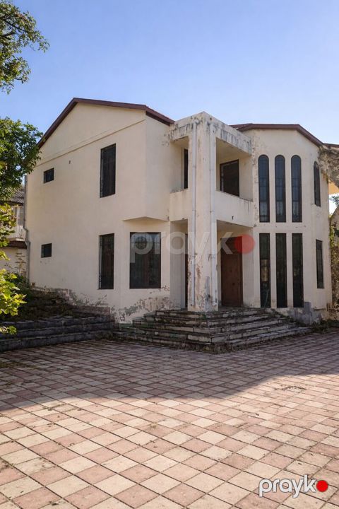 Satılır 7 otaqlı həyət evi/bağ evi 400 m² — Şamaxı