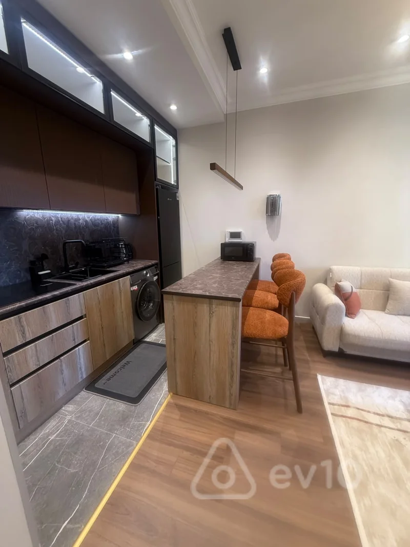 2 otaqlı mənzil, 70 m², Təbriz küç — kirayə — Mənzil, Bakı (2)