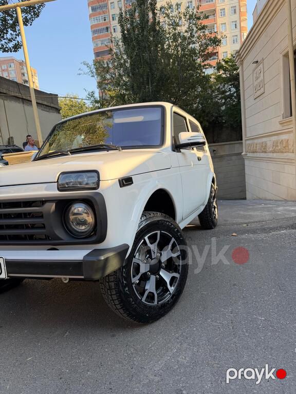 Lada (VAZ) Niva, 1.7 L, 2024 il, 30 000 km — Avtomobillər, Bakı (12)