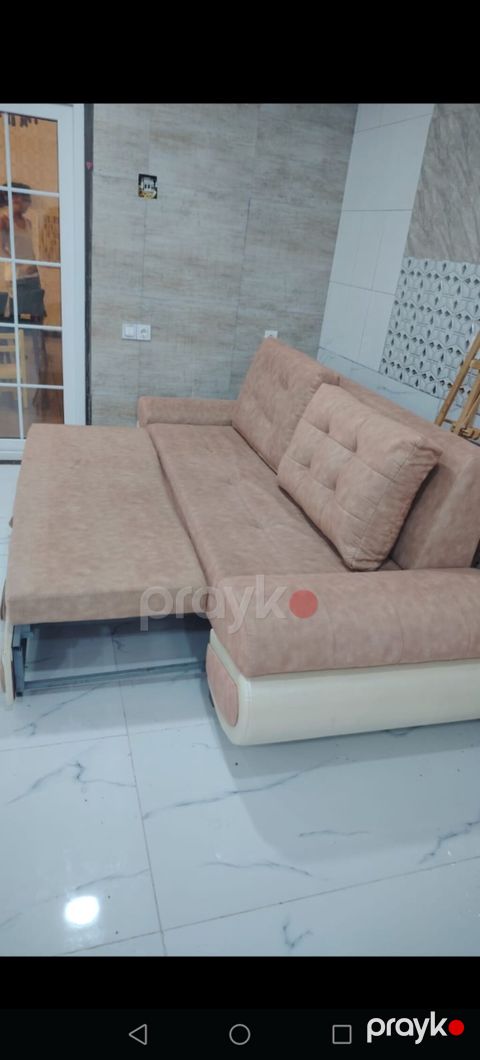 Çevrilən divan (divan‑çarpayı) - Mexanizm: önə çəkilib açılan sürgülü — Digah