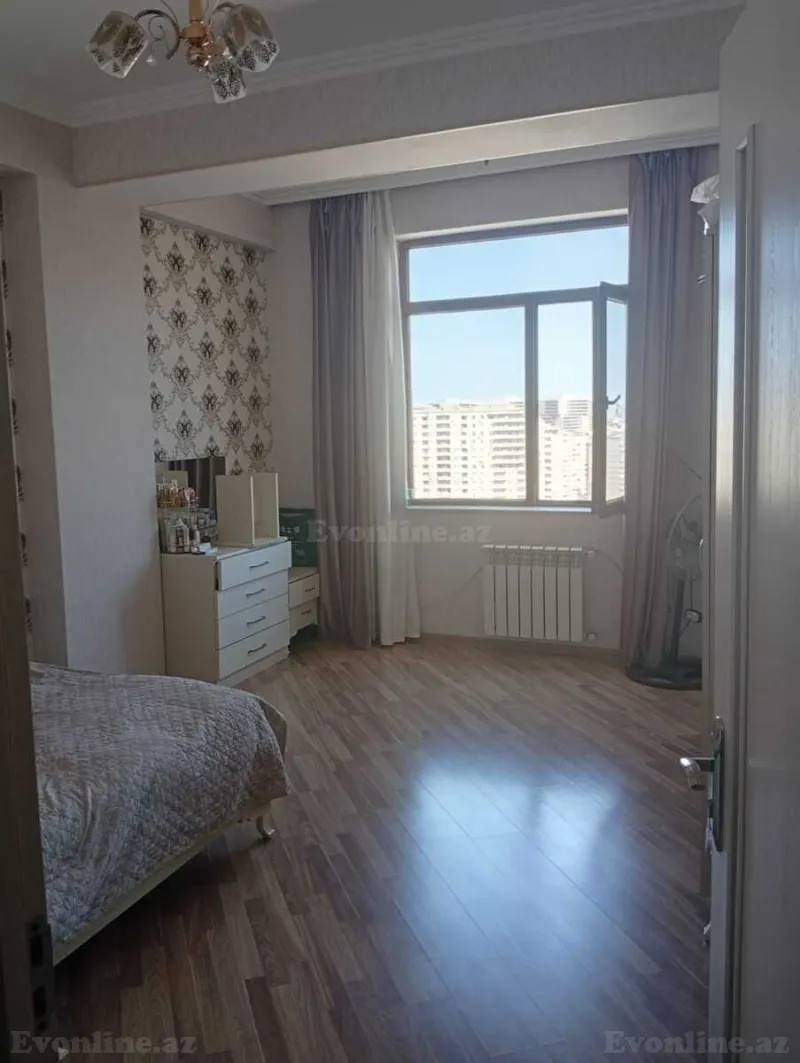 Satılır 2 otaqlı Mənzil Yeni tikili 693 m² Bakı, Yasamal r., İnşaatçılar m — Mənzil, Bakı (4)