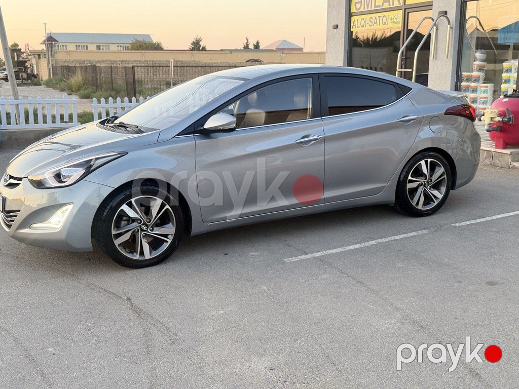 Hyundai Avante, 1.6 L, 2015 il, 130 000 km — Avtomobillər, Bakı (4)