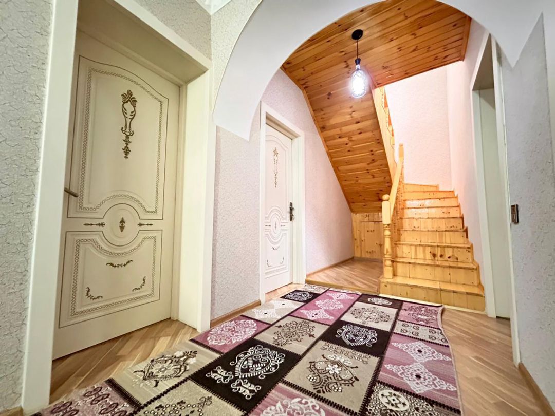 5 otaqlı ev, 250 m², Əli Tağızadə küç — Ev, villa, Bakı (9)