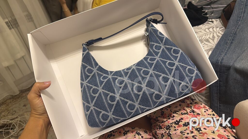 Calvin Klein Jeans denim çiyin çantası - Brend: Calvin Klein (Calvin — Çantalar, çamadanlar, cüzdanlar, Bakı (4)