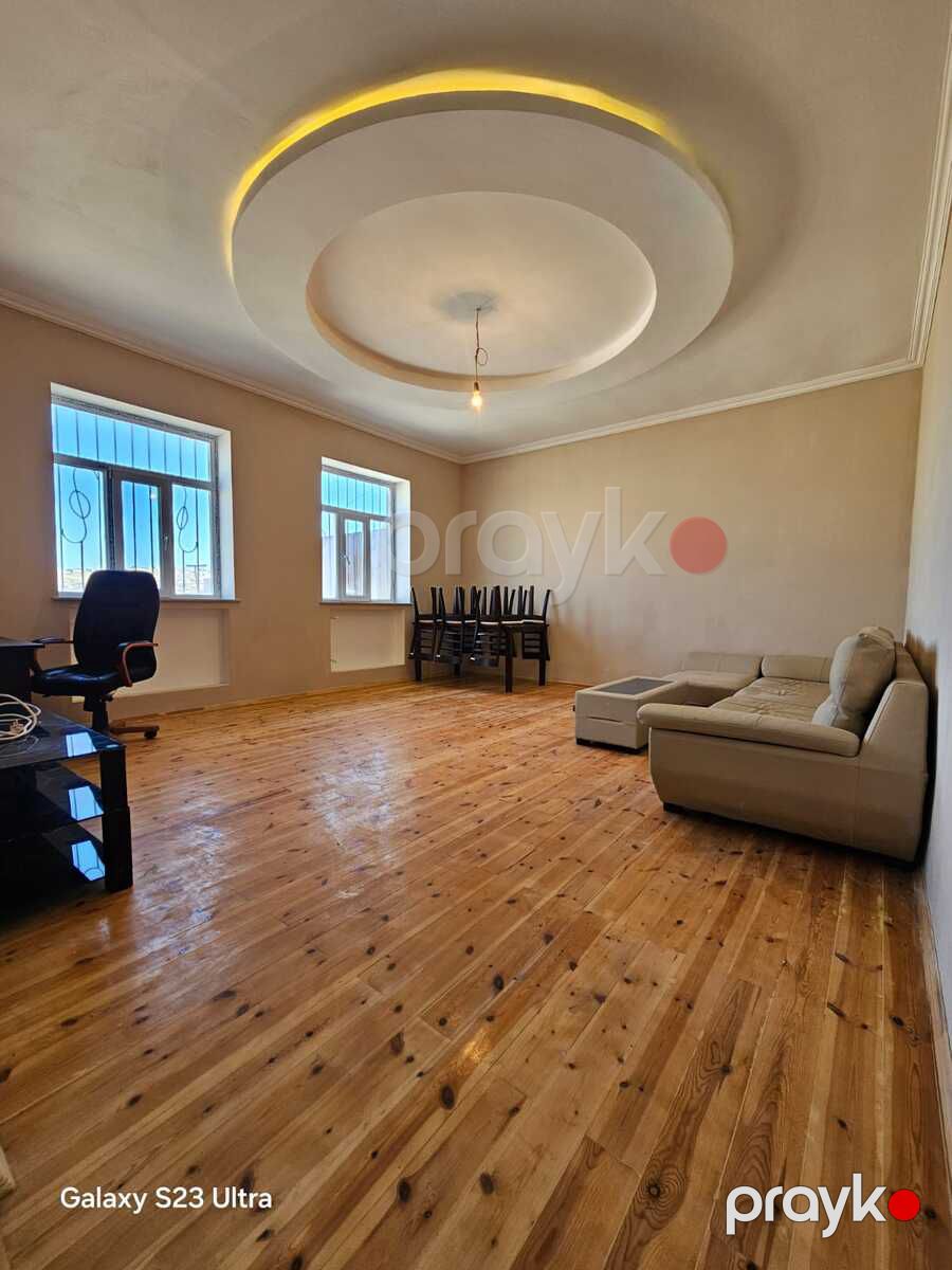 Satılır 4 otaqlı həyət evi/bağ evi 240 m² — Ev, villa, Bakı (12)