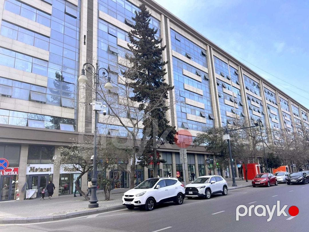 Satılır 2 otaqlı köhnə tikili 65 m² — Mənzil, Bakı (2)