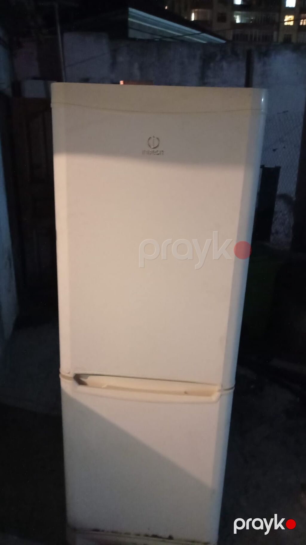 Məhsul: Indesit iki kameralı soyuducu Xüsusiyyətlər:təcili satılır — Soyuducular, Bakı (3)