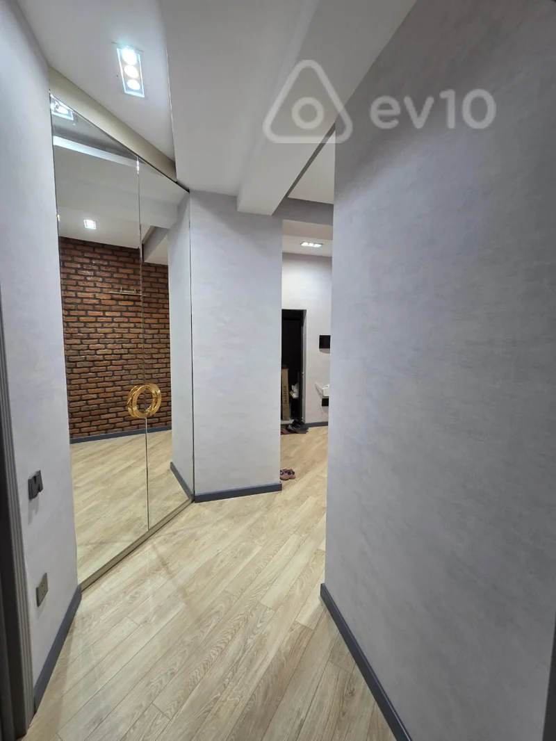 3 otaqlı mənzil, 100 m², 28 May m., Azərbaycan Dillər Universiteti Bakı şəhəri, Salatın Əsgərova küçəsi — kirayə — Mənzil, Bakı (11)
