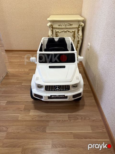 Uşaq üçün elektrikli minik maşını – Mercedes-Benz AMG G-Class stili — Qobu