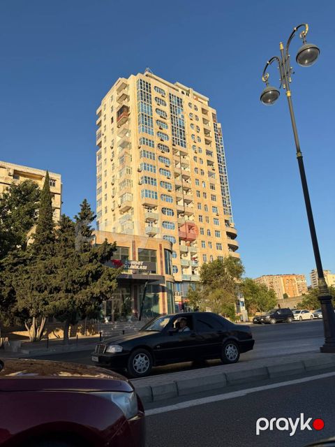 Satılır 3 otaqlı yeni tikili 133 m²