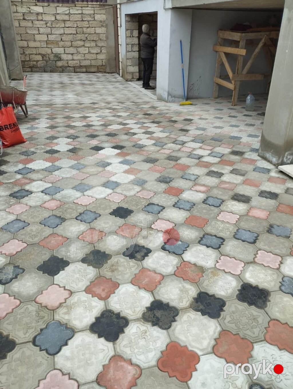 Her cur tametin vurulmasi heyet bag evlerin park tametin vurulmasi — Plitka və örtü materialları, Qobu (6)