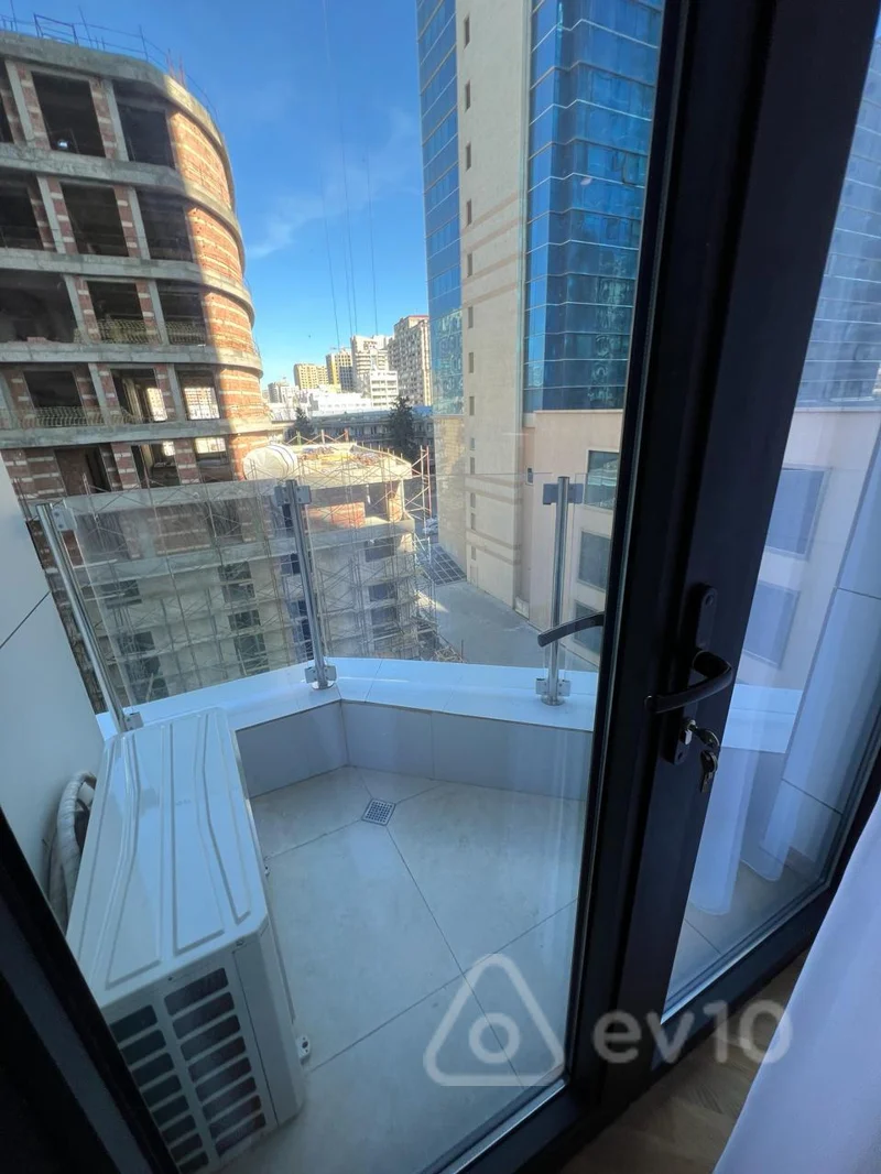 2 otaqlı mənzil, 90 m², Üzeyr Hacıbəyli küç. — kirayə — Mənzil, Bakı (7)