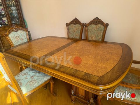 Masa və oturacaqlar — Bakı