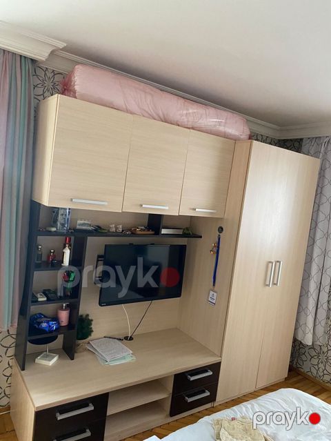 Modul tipli yataq otağı mebeli – iş stolu, televizor üçün panel, üst — Bakı