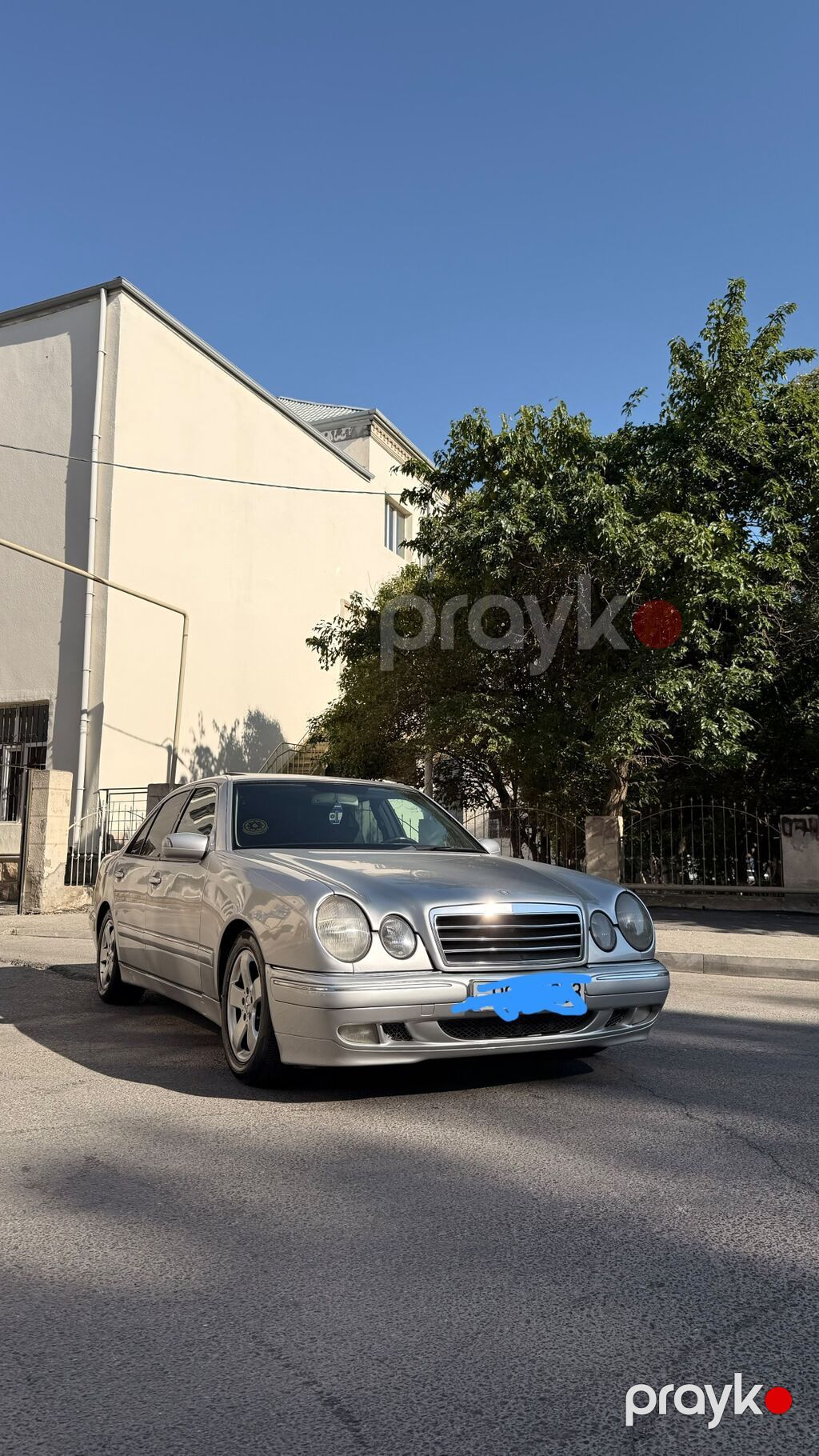 Mercedes-Benz sedan (W210 seriyası) - Kuzov: sedan, gümüşü rəng — Avtomobillər, Bakı (2)