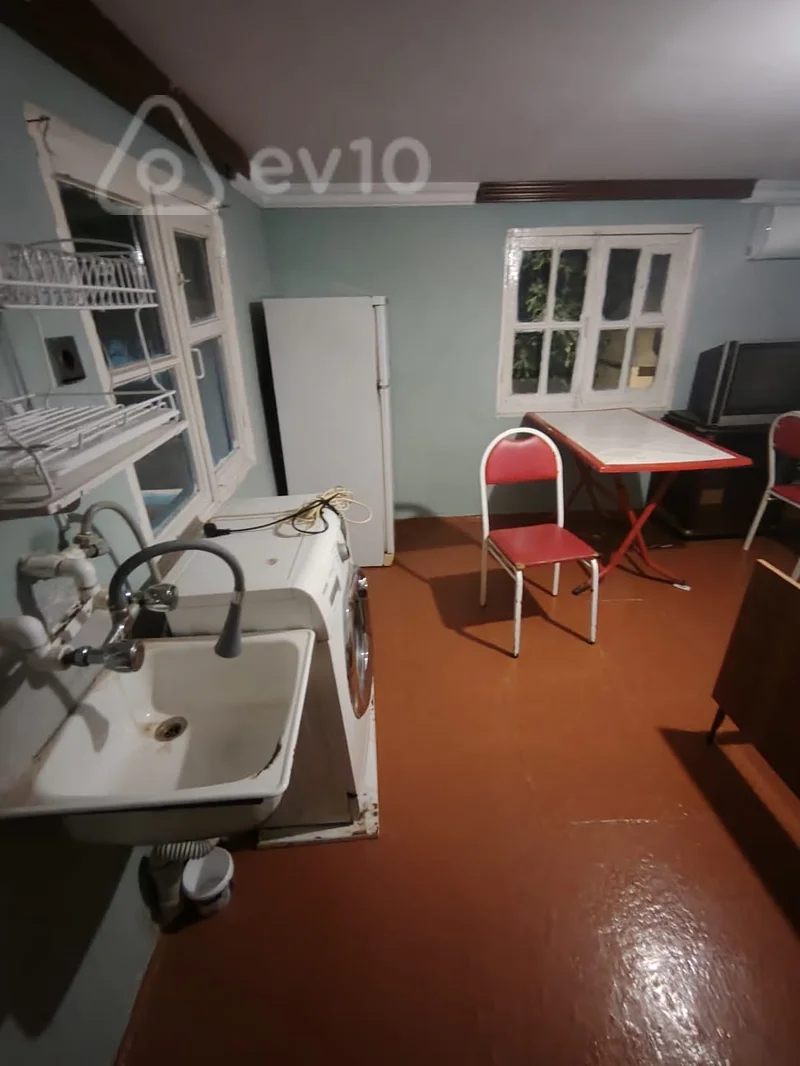 1 otaqlı həyət evi, 20 m², Azadlıq m — kirayə — Ev, villa, Bakı (2)