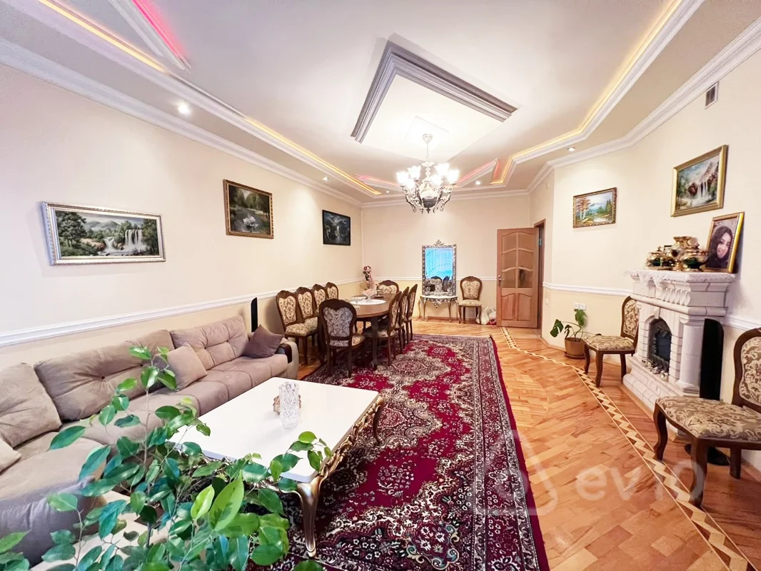 7 otaqlı həyət evi, 420 m², Dadas Bunyadzadə — Bakı