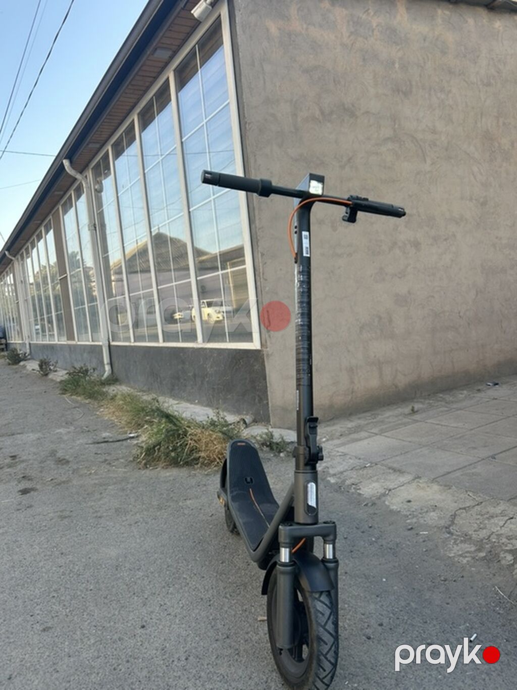 İşlənmiş Elektrik samokat 12", 751 - 1000 Vt, 26 - 35 km/s, Ünvandan götürmə — Skuterlər, Gəncə (4)