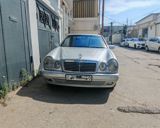 Mercedes E 230, 1996 il — Avtomobillər