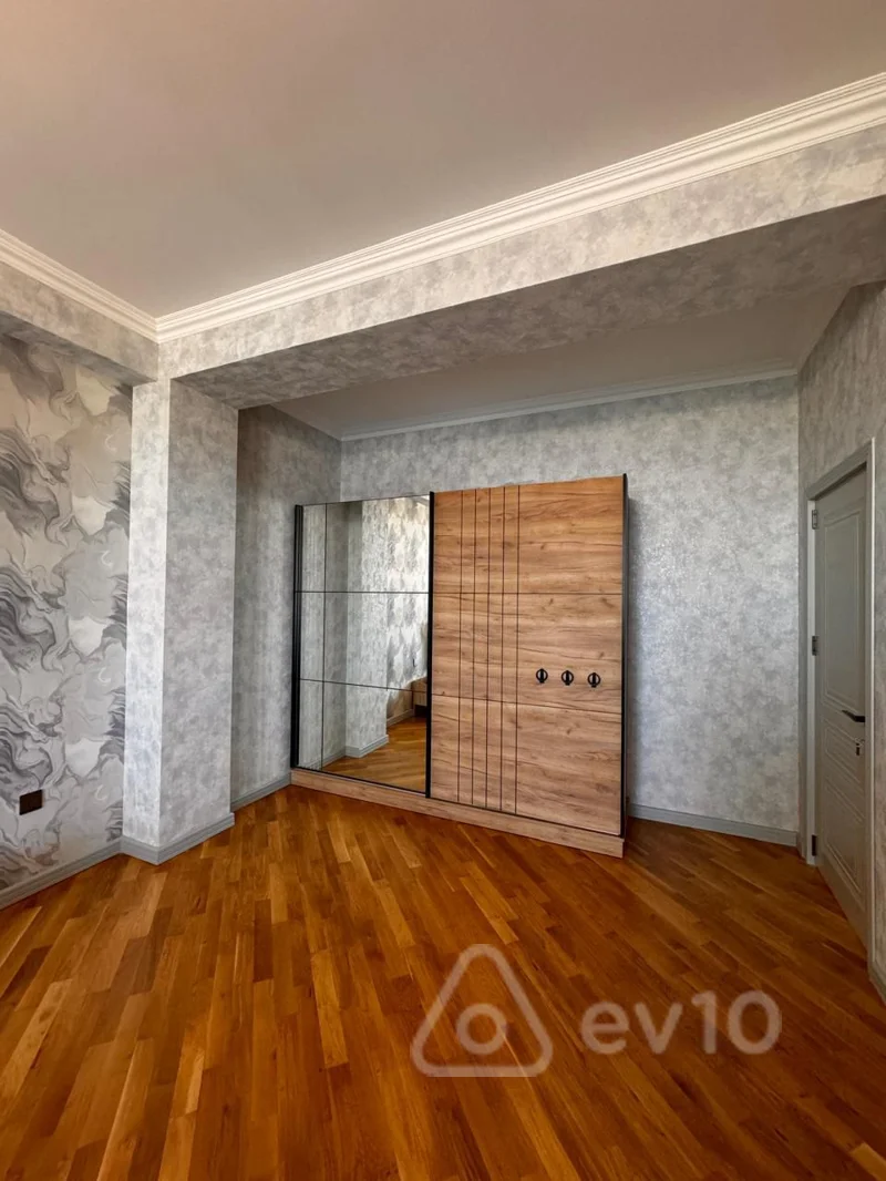 3 otaqlı mənzil, 160 m², Faiq Yusifov — kirayə — Mənzil, Bakı (5)