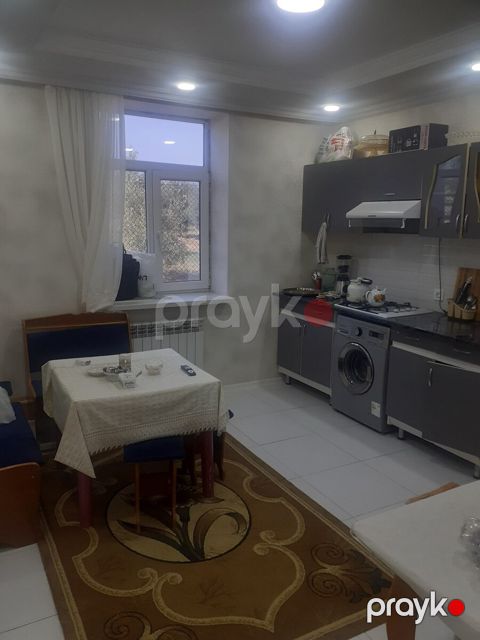 Həyət evi, Polad Həşimov küç — Bakı