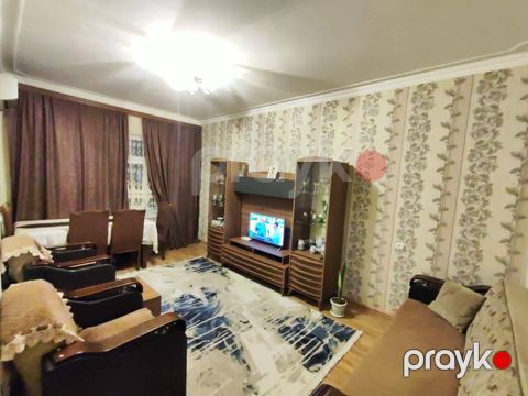 Satılır 2 otaqlı köhnə tikili 60 m² — Bakı