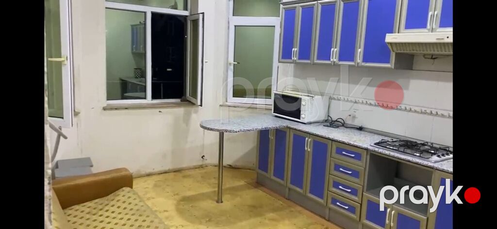 80 kv. m, 3 otaqlı, Kombi, Qaz, İşıq — Ev, villa, Bakı (10)