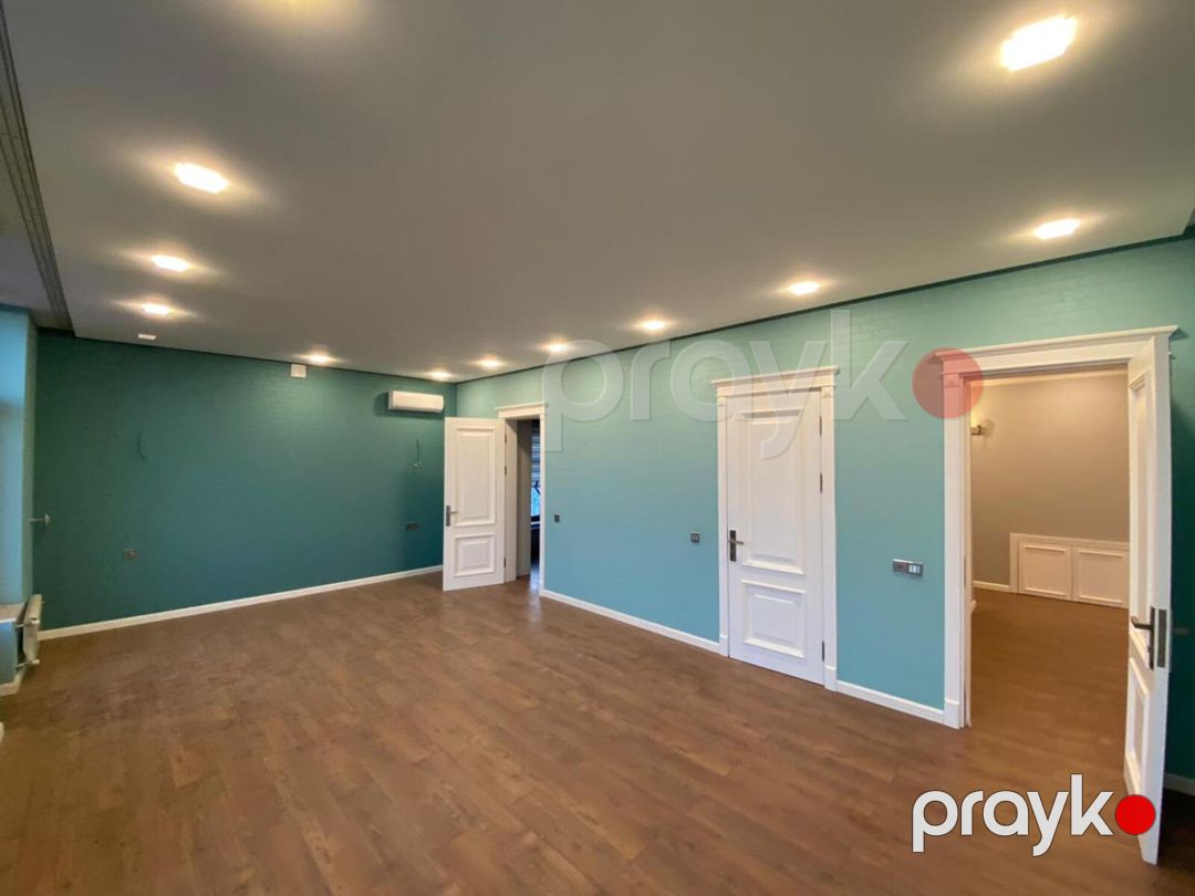 Satılır 5 otaqlı həyət evi/bağ evi 350 m² — Ev, villa, Bakı (8)