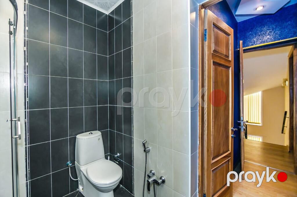 Satılır 10 otaqlı həyət evi/bağ evi 700 m² — Ev, villa, Bakı (9)